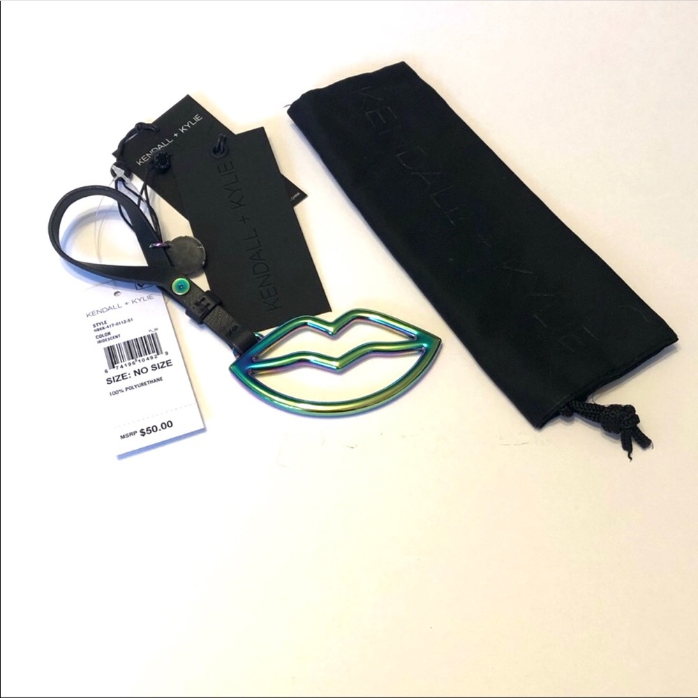 Kendall and Kylie iridescent metal lip purse tag